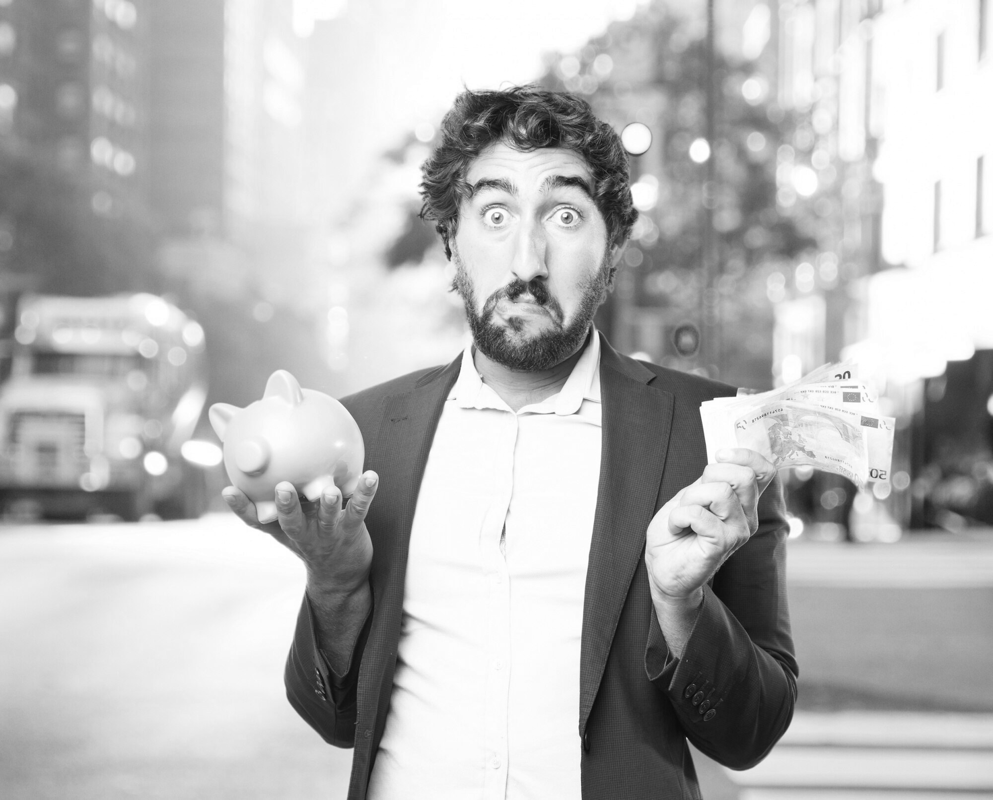 אלווה כסף? מדריך מקיף להלוואה בטוחה וחכמה בישראל